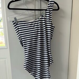 J crew women’s one piece swimsuit sz 10
